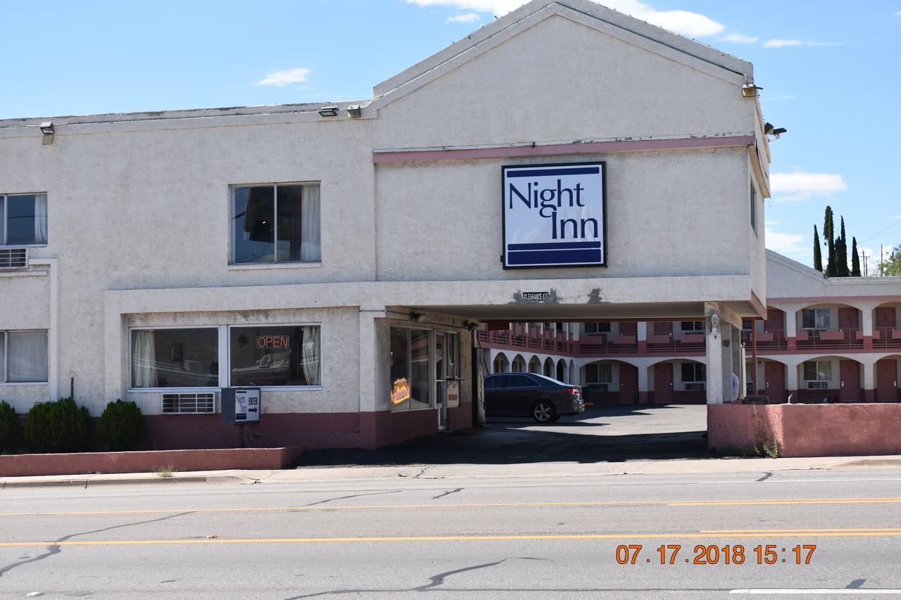 Night Inn Globe Bagian luar foto